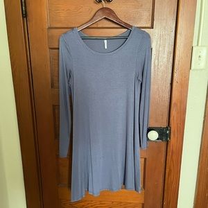 Gently used boutique dress size medium. Dusty blue in color
